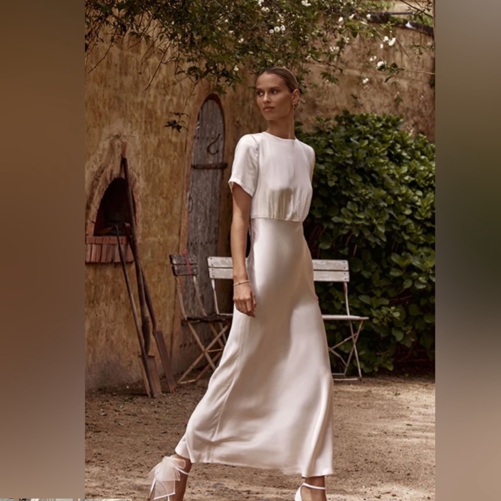 DISSH Annabelle (US 8) Elegant Cream Dress - Picture 2 of 14
